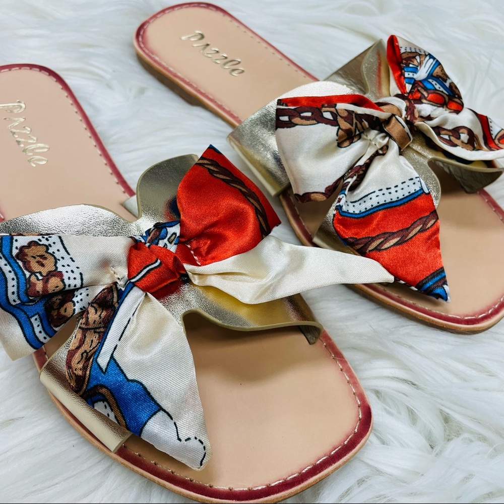 Gold satin bow sandal - Picture 6 of 8